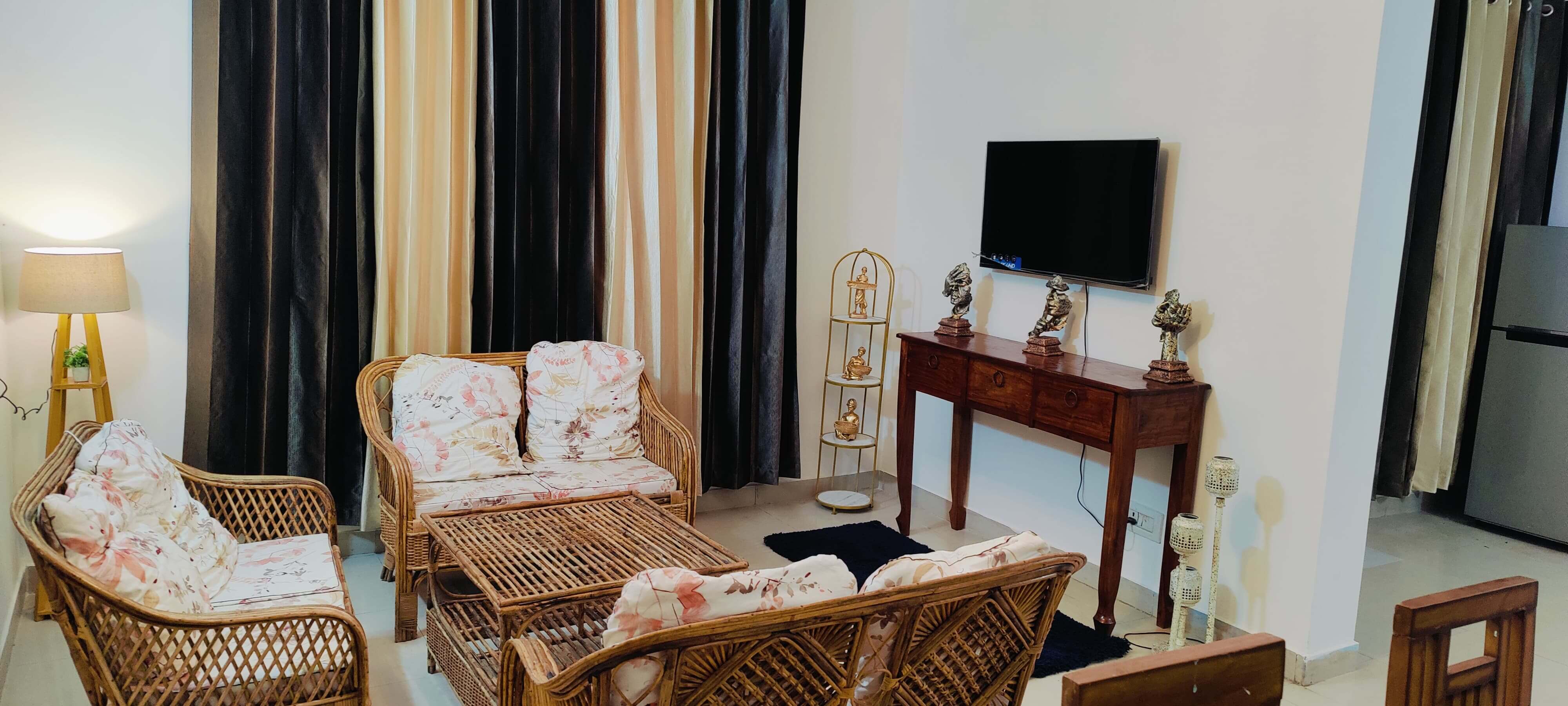 Luxury 6 BHK farmhouse With Private Pool in Manesar- FVB 108 - Image 3