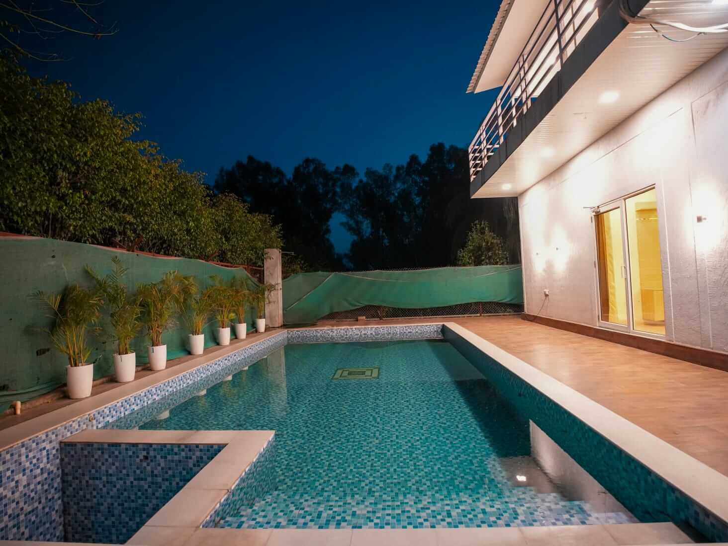 3 BHK Farmhouse in Noida Sector 135 for party- FVB 111 - Image 4