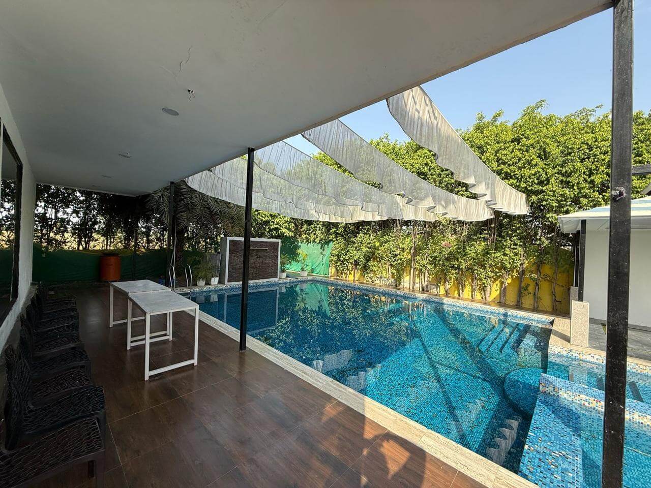 Luxury 4 bhk farmhouse in Greater Noida with pool - FVB 119 - Image 3