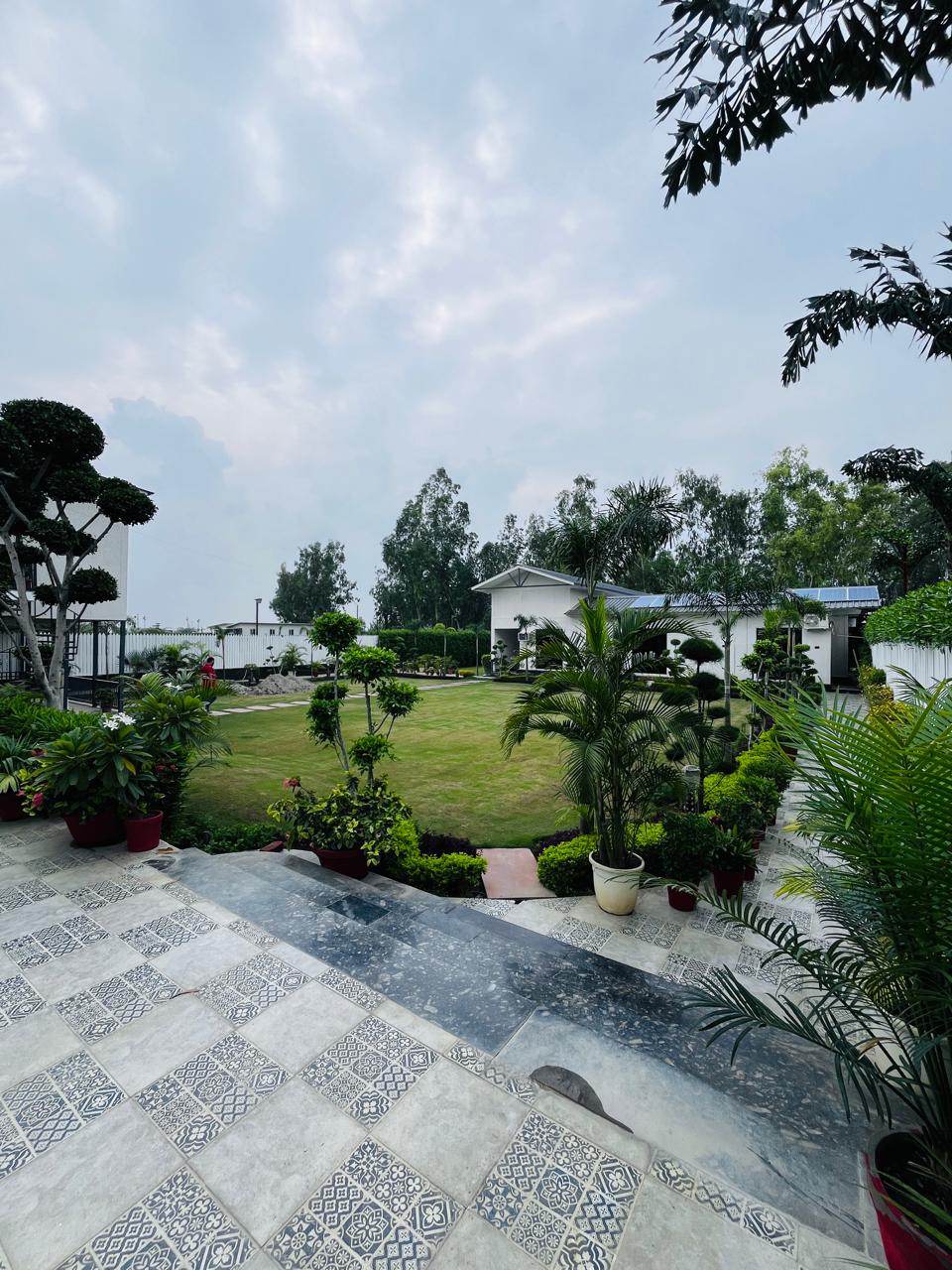 Private 5 bhk farmhouse in Noida Sector 128 with pool- FVB 117 - Image 6