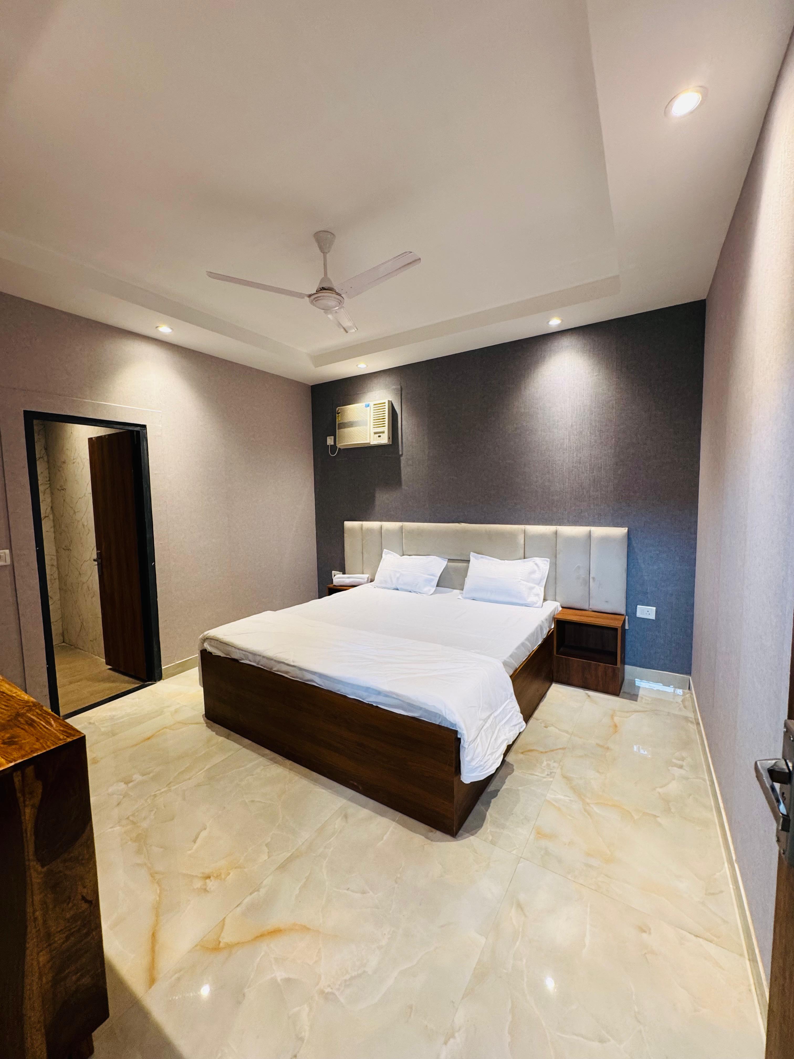 Private 4 bhk farmhouse in Noida Sector 128 with pool - FVB 120 - Image 6