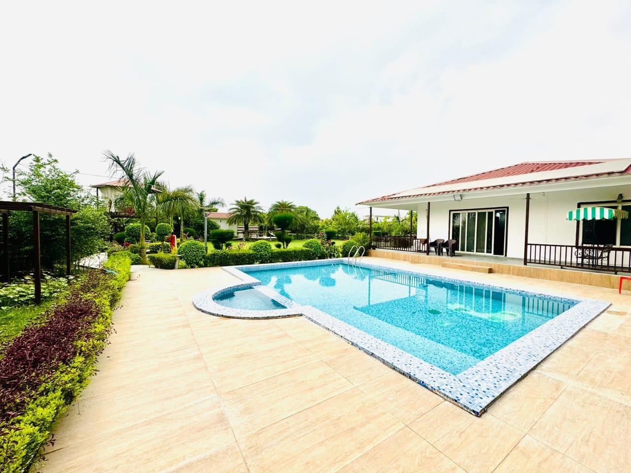 Luxury 3 BHK farmhouse with Private Pool in Noida Sector 135- FVB 127